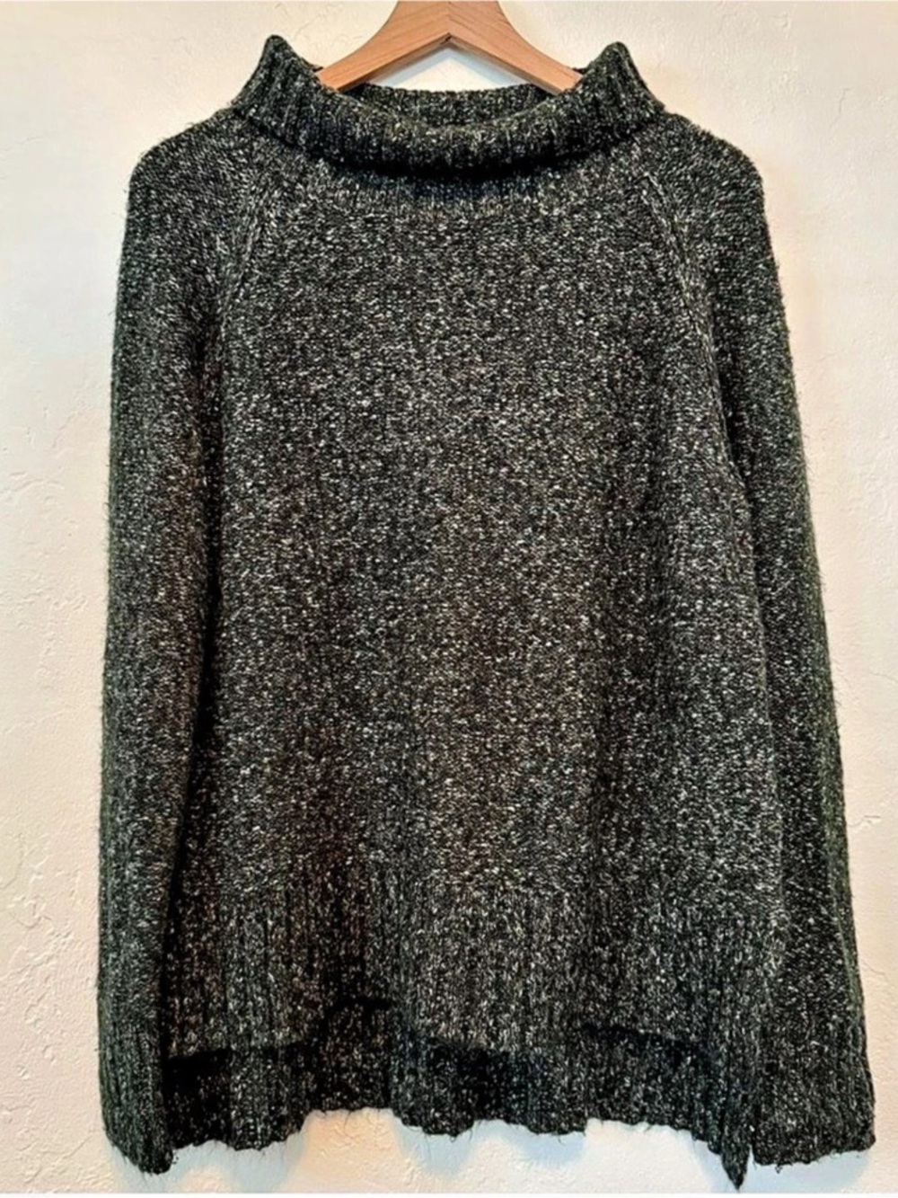 H&M Turtleneck Sweater in Black Size XS